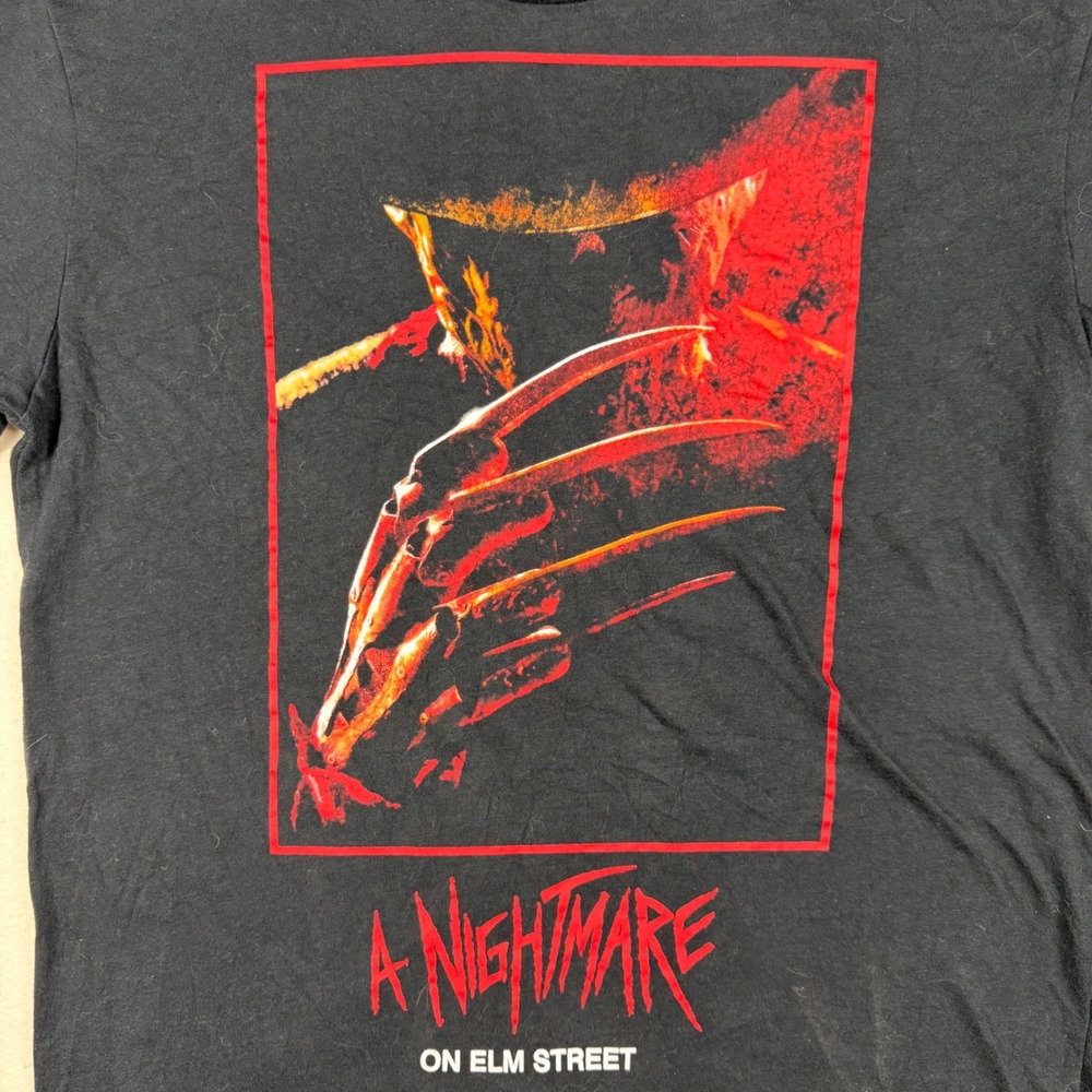 A Nightmare‎ on Elm Street Freddy Krueger Graphic T-Shirt Kids Small Black 34/36 - Picture 2 of 5